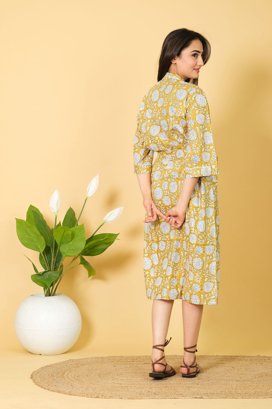 Yellow & White Color Kimono Bathrobe 100% Cotton Bathrobe With 3/4 Sleeves Floral Pattern