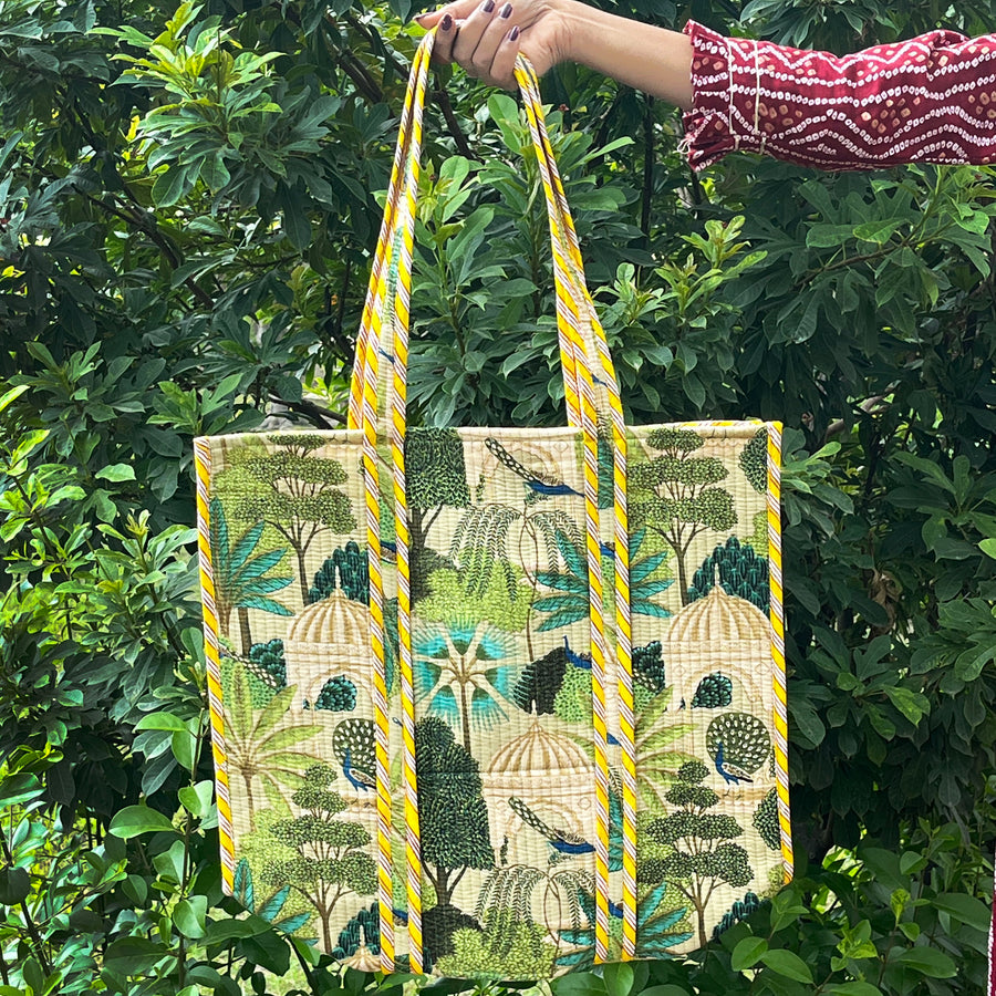 Jungle Green Floral Bird Print Tote Bag: Nature-Inspired Everyday Companion