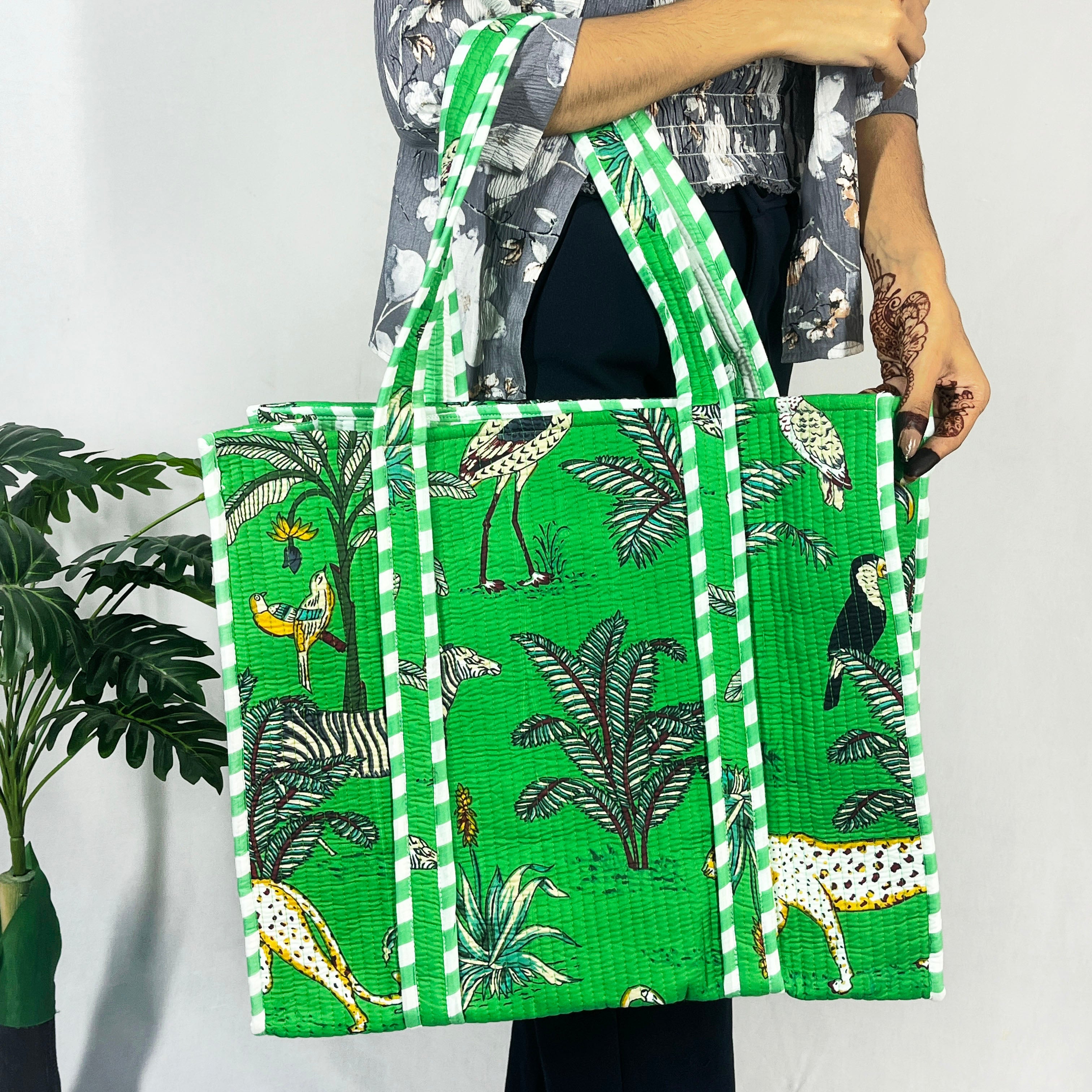 Eco-Friendly Green Jungle Print Tote Bag - Perfect for Every Adventure